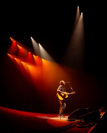 FrankTurner_20230325_0018 Frank Turner performing live at Spark Arena, Auckland New Zealand, 2023. Photo by Doug Peters.