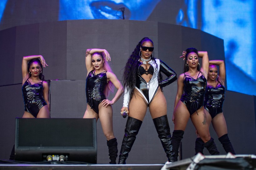 Ashanti_20221113_201 Ashanti performing live at Friday James Live, Auckland New Zealand 2022. Photo by Doug Peters.