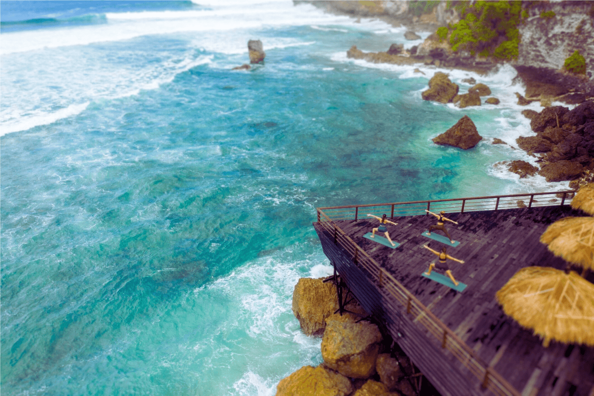 Morning light yoga: A soulful escape in uluwatu best classes