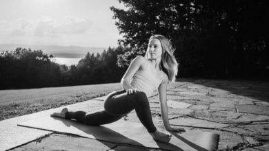 15-Minute Yin Yoga Practice for an Instant Confidence Boost 15-Minute Yin Yoga Practice for an Instant Confidence Boost