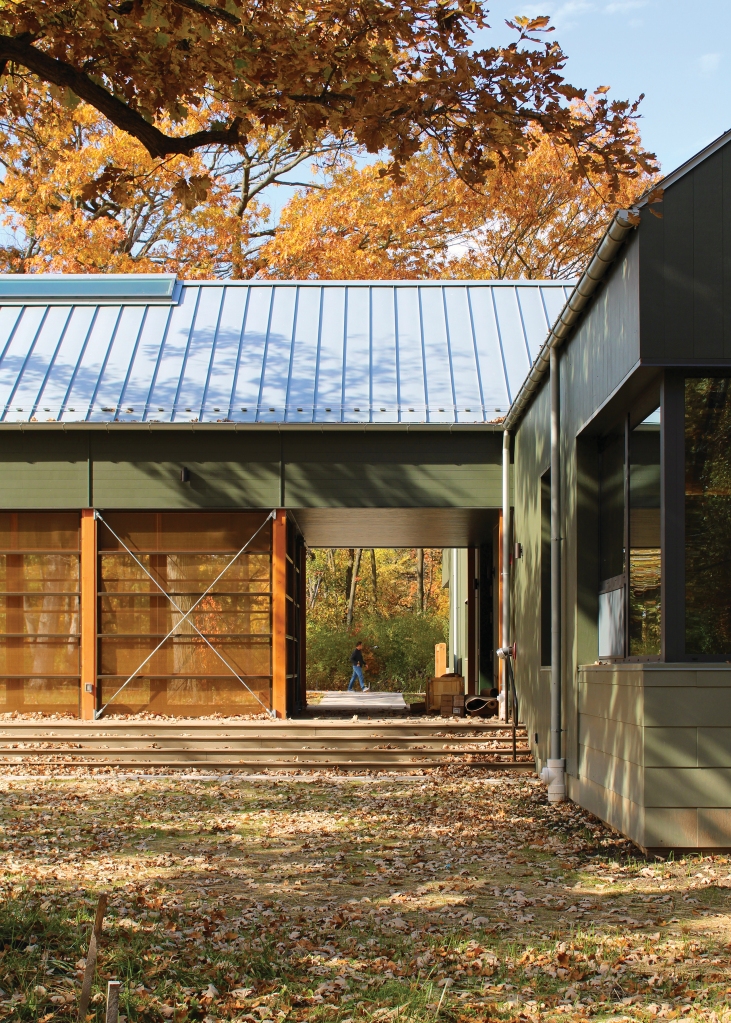 A profile view of the building looking west. Photo © Lake | Flato Architects.