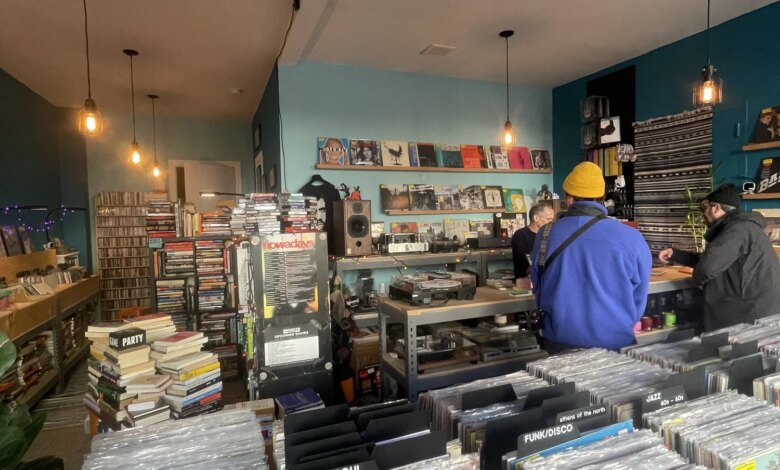 Five of New York and Brooklyn’s best record stores — A STRANGELY ISOLATED PLACE Five of New York and Brooklyn’s best record stores — A STRANGELY ISOLATED PLACE