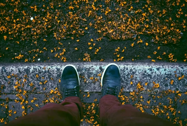 Keep your feet on the ground with mindful news consumption Keep your feet on the ground with mindful news consumption