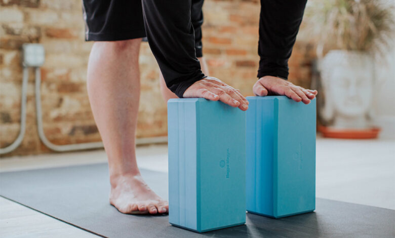 Why Bendy People Might Not Make the Best Yoga Teachers Why Bendy People Might Not Make the Best Yoga Teachers