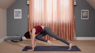 20-Minute Morning Power Yoga to Set Your Vibe for the Day 20-Minute Morning Power Yoga to Set Your Vibe for the Day