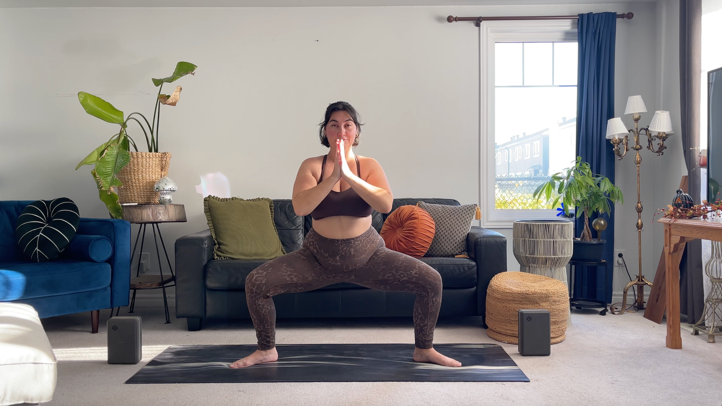 Teacher Taylor Lorenz in in Goddess Squats