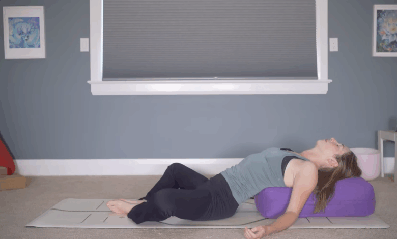 A Soothing Nighttime Yoga Practice You Can Do in Bed A Soothing Nighttime Yoga Practice You Can Do in Bed